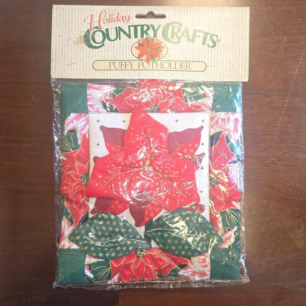 Vintage Christmas Puffy Potholders Quilted Poinsettias Holiday Country Craft